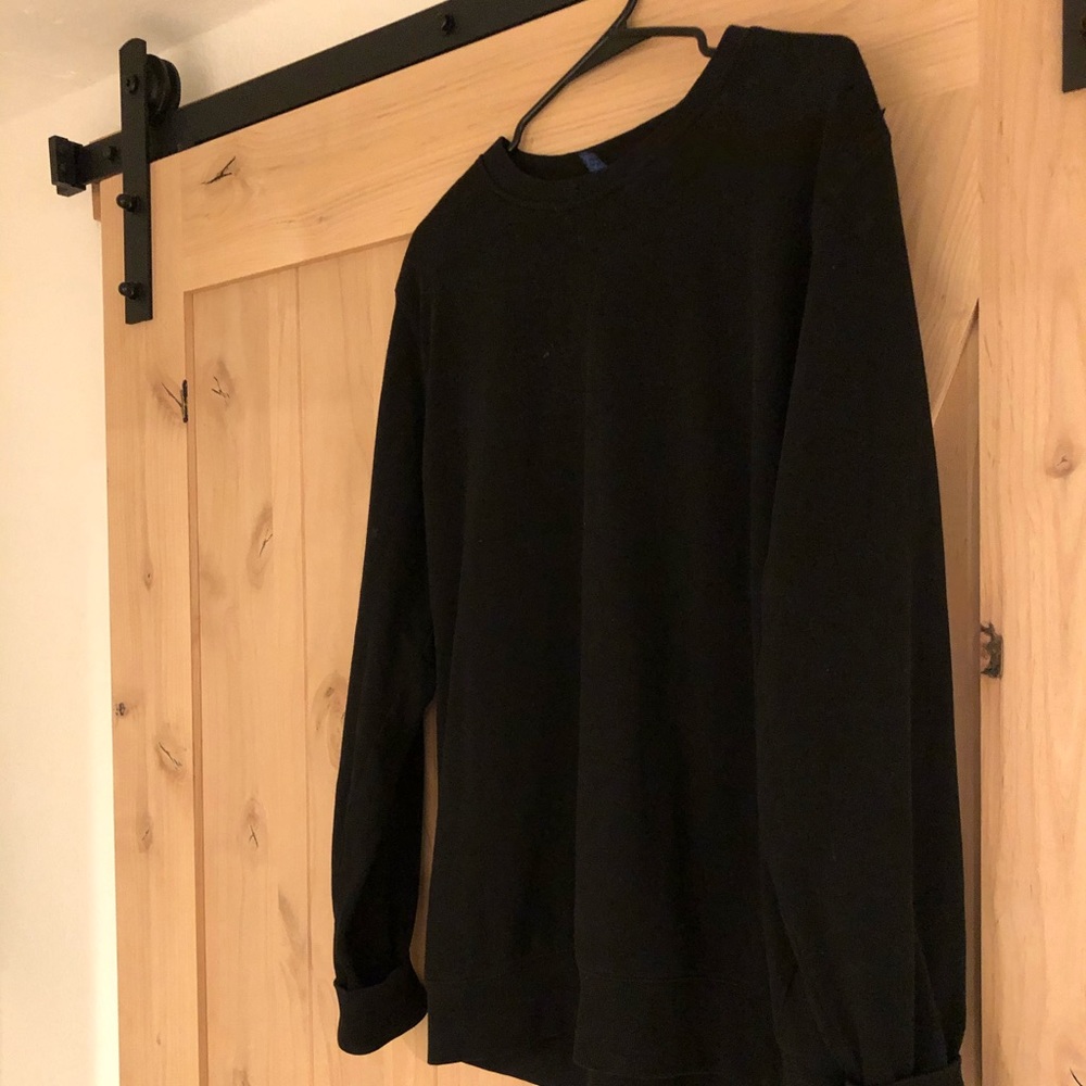 crew neck sweater